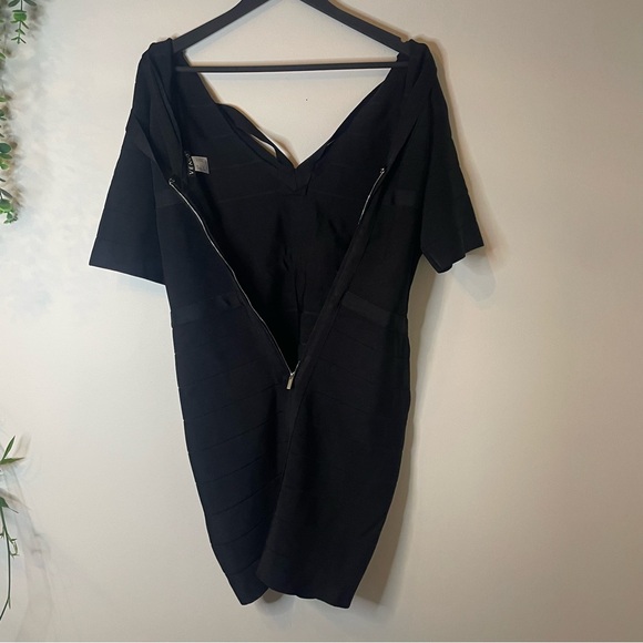 VENUS Chic Black Bodycon Mini Dress - Picture 9 of 13